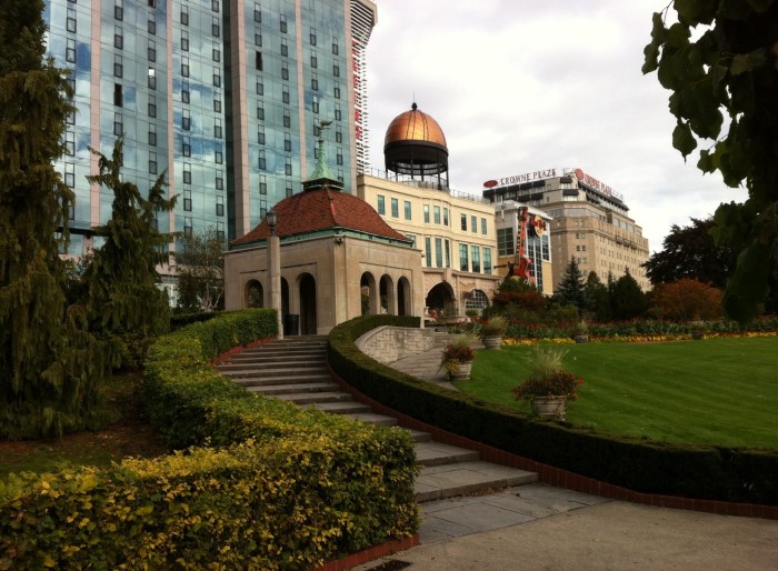 Beautiful park in Niagara Falls, Ontario
