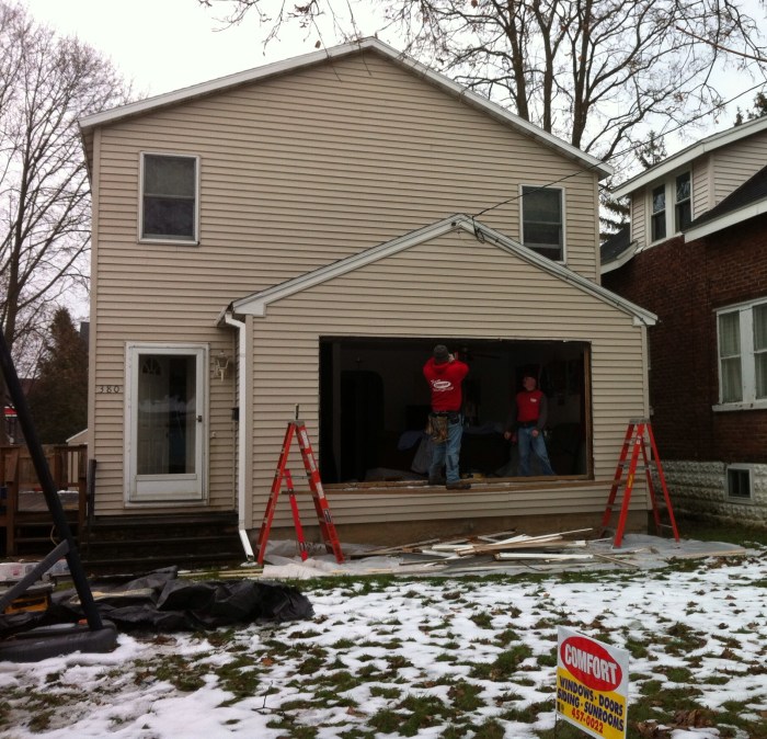 Oh, my. Feeling a little drafty this morning, are we?