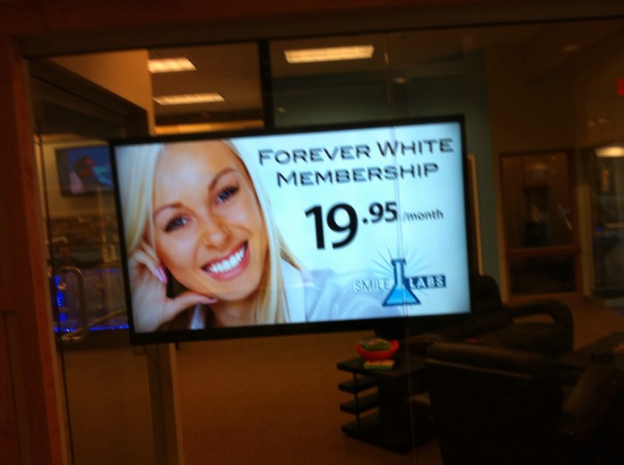 Wow, that model does have white teeth.