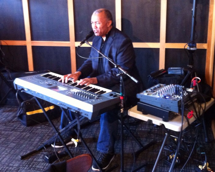 Syracuse Area Music Award Hall of Fame member Ronnie Leigh performs this morning a the Palace Theatre.