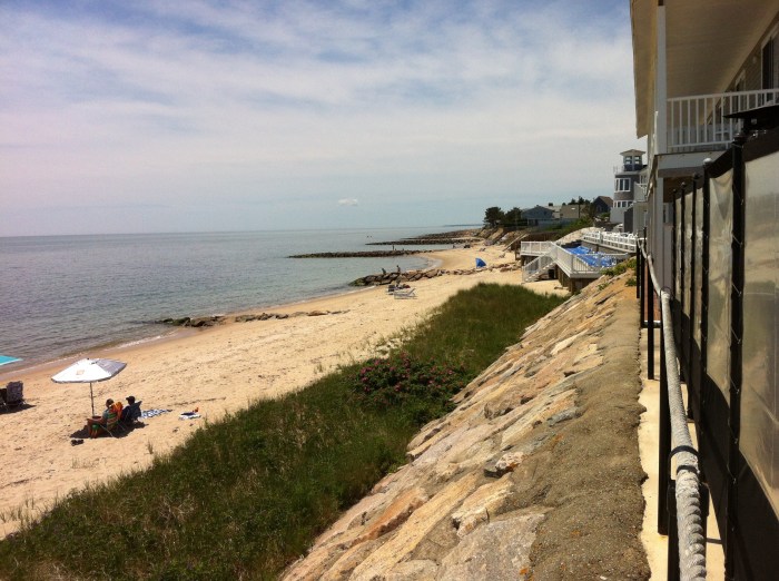 Two steps from my seat at the bar, I clicked the view.