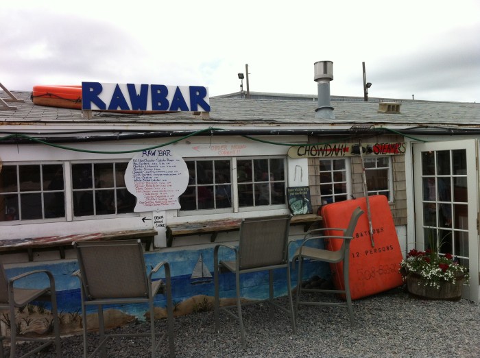 You stare at this side as you wait for your food.