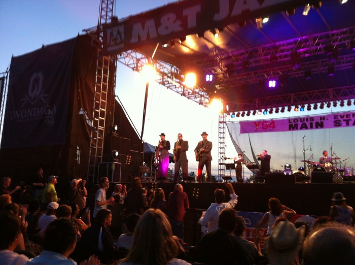 Big Bad Voodoo Daddy, entertaining the crowd something like this.