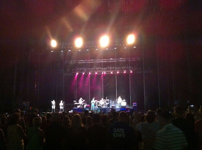 Pat Monahan and mates, at our eye level.