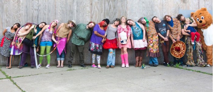 Seth Faergolzia and 23 Pseasz.