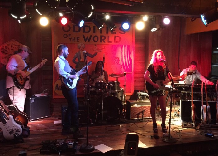 Castle Creek, from left to rightL John Jones on bass, Chris Eves on guitar and vocals, Susan Royal on drums, Kim Monroe on vocals and guitar, and Shane Kelson on keyboard.