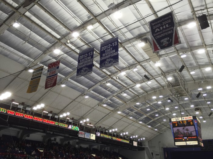 Syracuse hockey history.