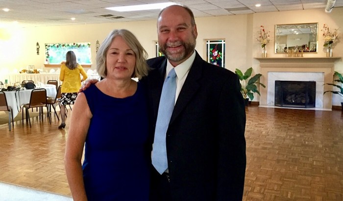 Which was is the open bar?